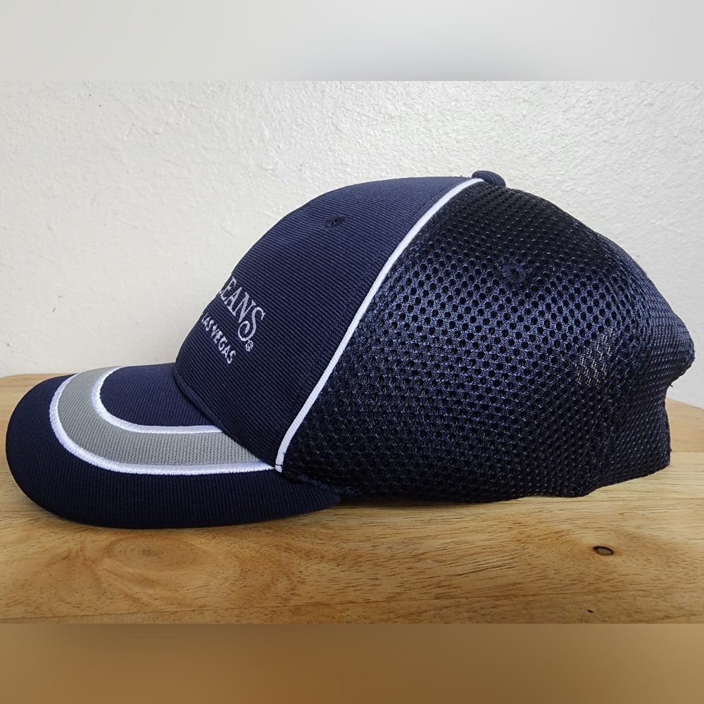 The Orlean Hote and Caino Las Vegas Two-tone Mesh Trucker Hat - Picture 5 of 10